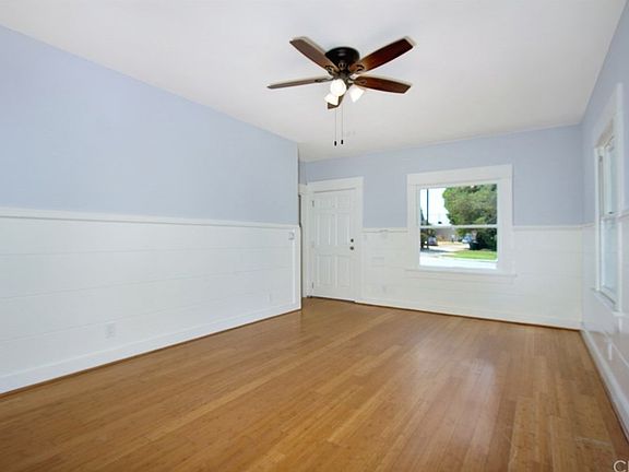 5th image of 811 S Victoria Ave