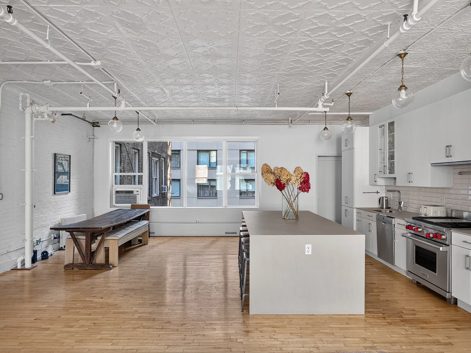143 West 27th Street — Photo 4