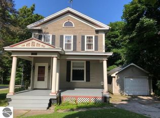 410 Cedar St, Manistee, MI 49660