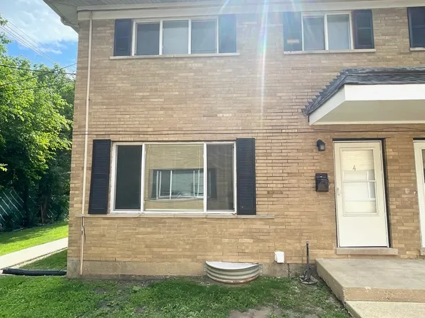 1721 E Roosevelt Rd APT 4, Wheaton, IL 60187