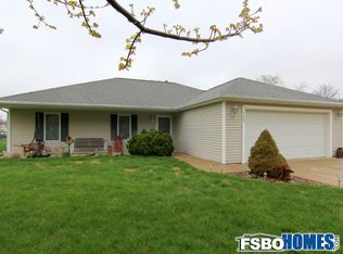 509 W 8th St, Madrid, IA 50156