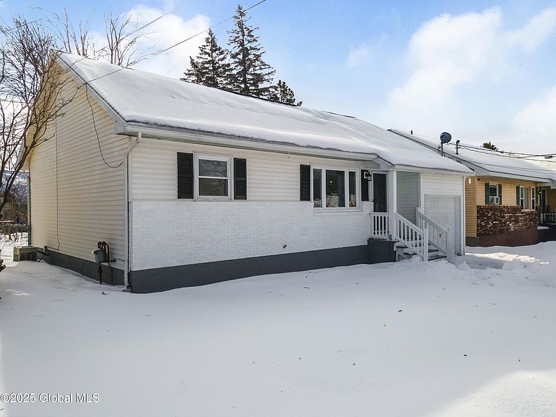 2nd image of 170 Ward Avenue