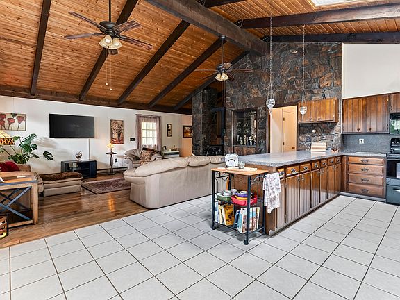 4th image of 55 Birch Drive