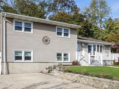 4 Nicholas Ct, Milltown, NJ, 08850