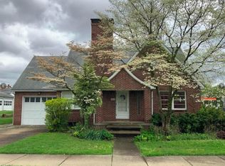 814 Chestnut St, Dresden, OH 43821