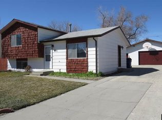 824 N 16 E, Riverton, WY 82501