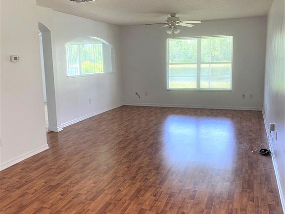 2nd image of 2183 Heathwood Cir