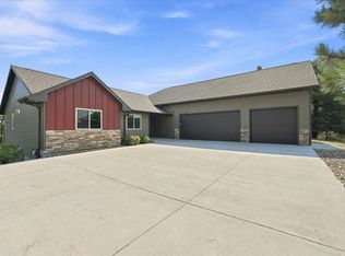 1532 Tablerock Rd, Rapid City, SD 57701