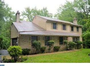 930 Davis Grove Rd, Horsham, PA 19044