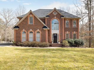 5905 Fox Crest Pl, Midlothian, VA 23112