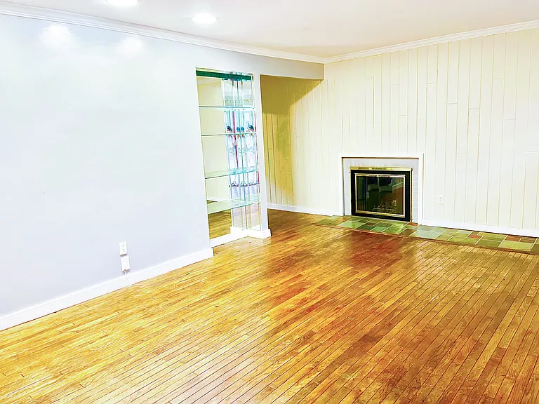 258 Steamboat Rd — Photo 13