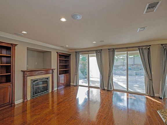 5th image of 16140 Maricopa Ln