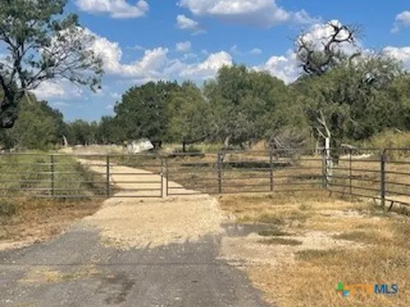 556 Krueger Cyn, New Braunfels, TX 78132