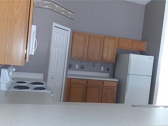 4th image of 1843 Hudson Ct