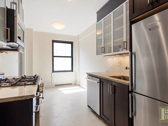 2nd image of 56 7th Ave APT 16L