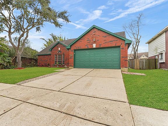 3rd image of 3216 Alexander Parc Dr