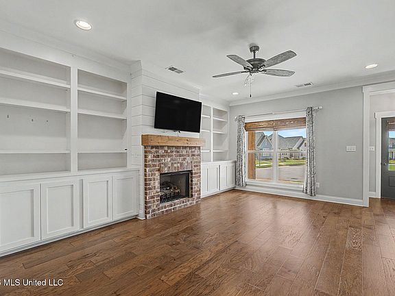 4th image of 6398 1st St