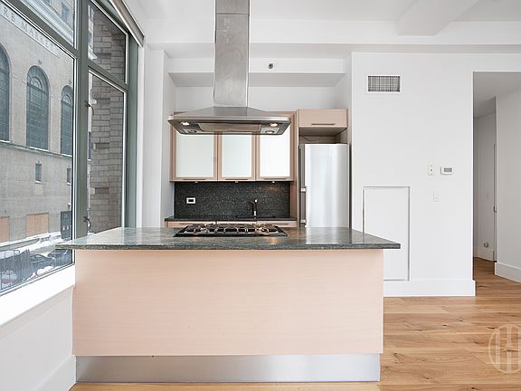 4th image of 120 Greenwich St APT 2C
