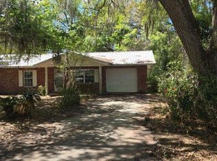 306 NE 5th St, Chiefland, FL 32626