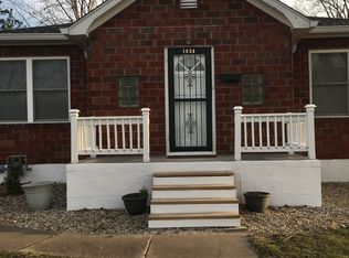 1834 Oak St, Quincy, IL 62301