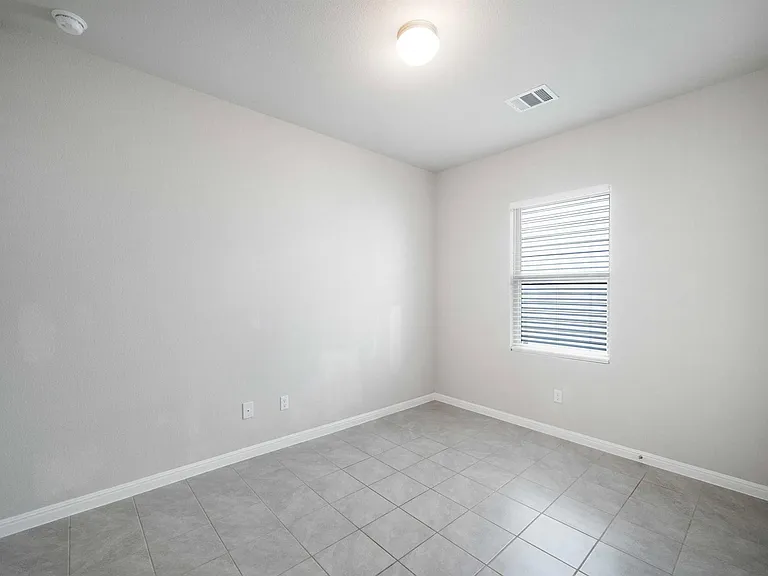 5912 Wolf Pack Dr — Photo 38
