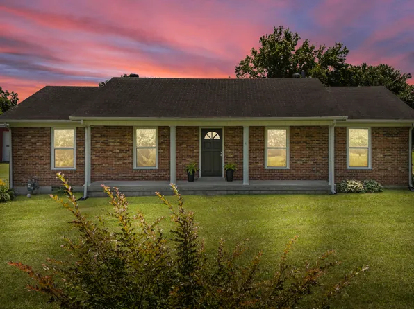 308 College Hill Rd, Waco, KY 40385