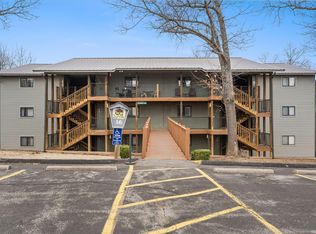 437 Notch Ln APT 8, Reeds Spring, MO 65737