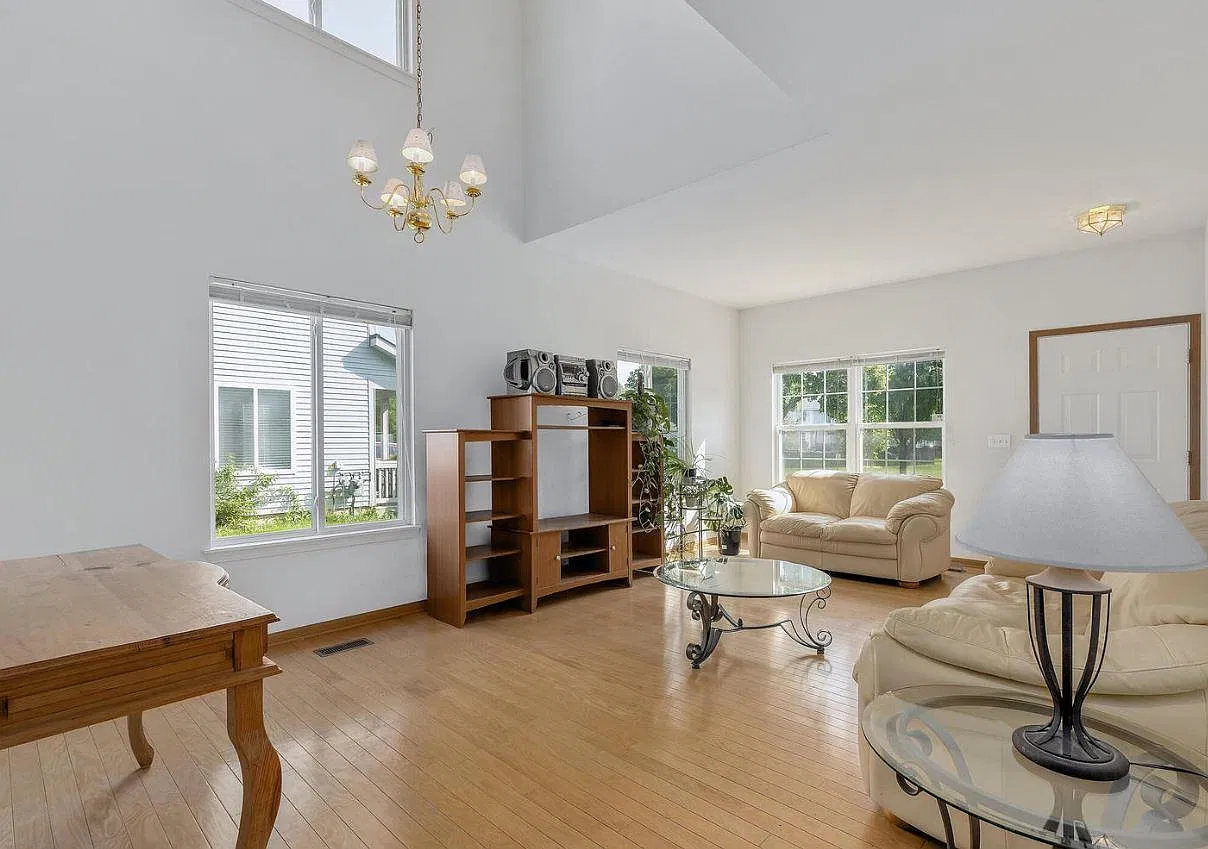 2707 River Bend Ln — Photo 4