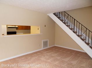 1318 Surrey Ln SW, Marietta, GA 30008