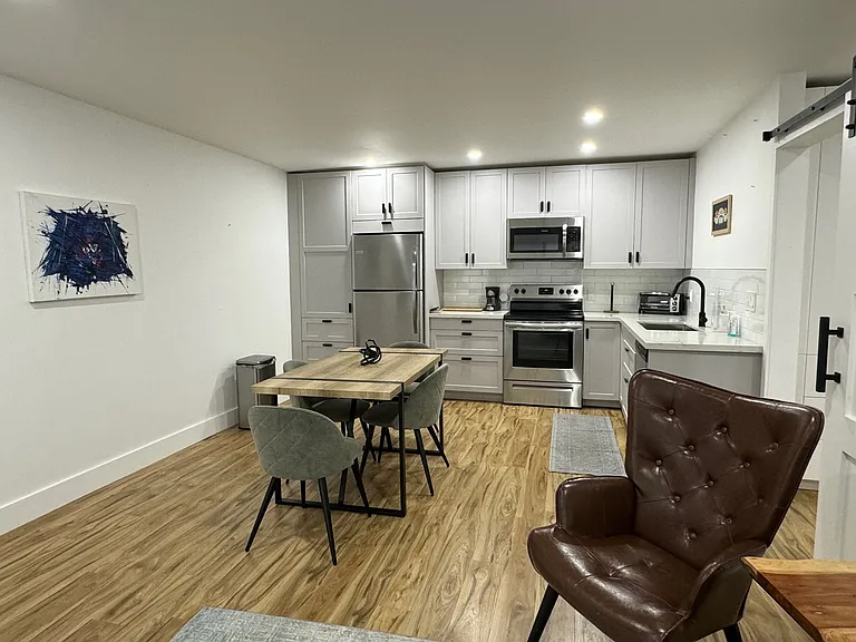 1415 SW 9th St #C — Photo 5
