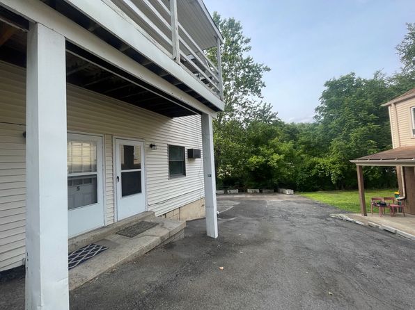 606 Millers Run Rd #8