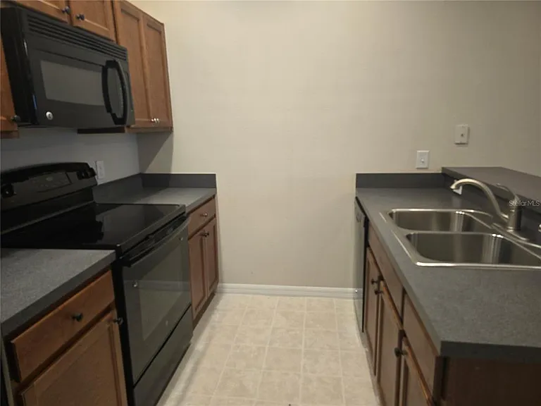 1852 Coriander Dr — Photo 21