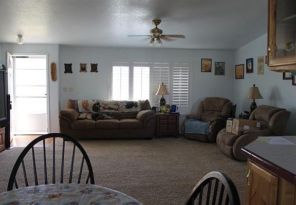 4th image of 471-640 Jacobs Ln
