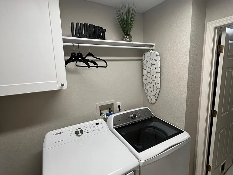 1049 Amanda Kay Cir — Photo 8