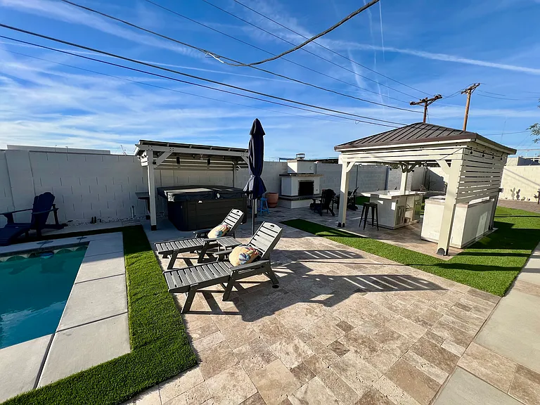 7301 E Almeria Rd — Photo 8