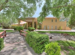 5808 Padre Roberto Rd NW, Los Ranchos De Albuquerque, NM 87107