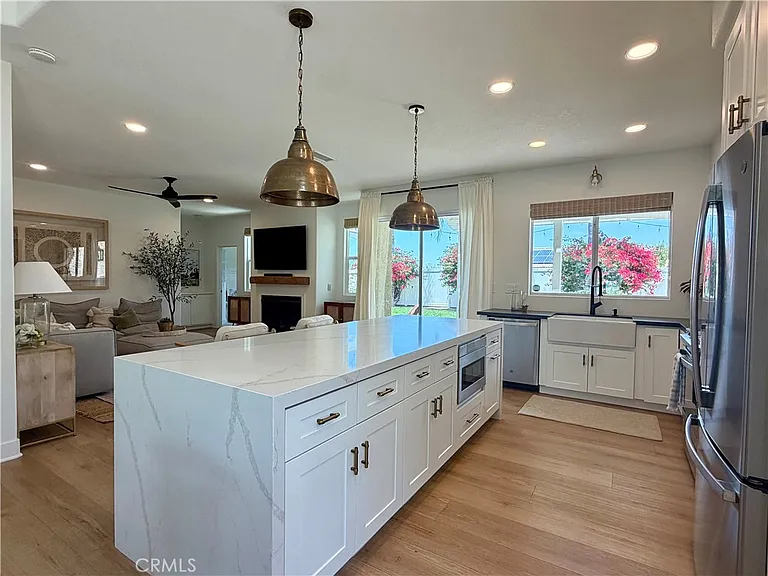 8992 Trumpets Ct — Photo 5