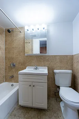 Rented by Compass | media 38