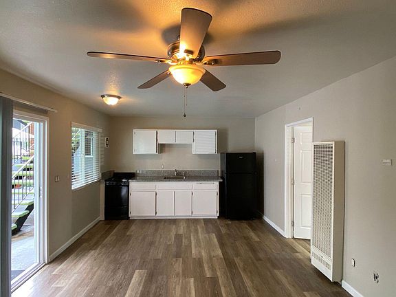 4th image of 4333.5 College Ave Unit 3