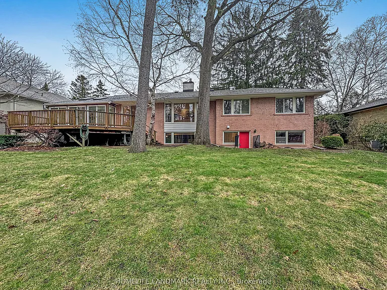 284 Woodland Dr — Photo 17