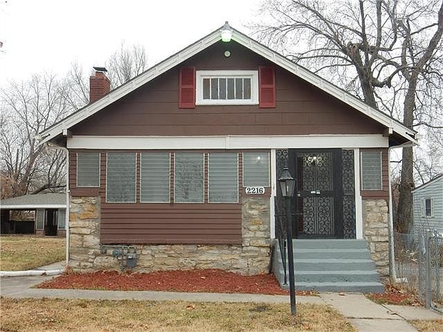 1st image of 2216 E 73rd St