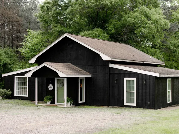 228 Corinth Rd, Bismarck, AR 71929