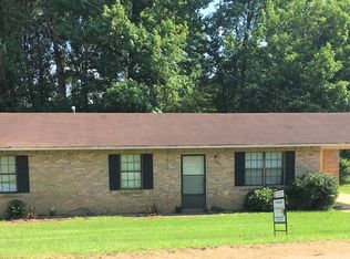 185 Mondy Rd, Grenada, MS 38901