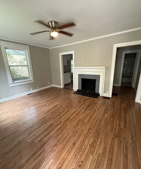 105 Camp St — Photo 3