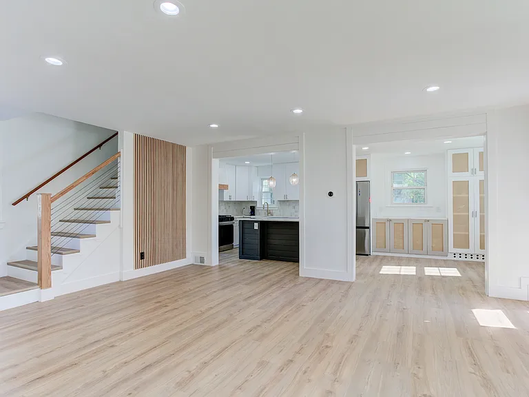 6019 Amherst Ave — Photo 12