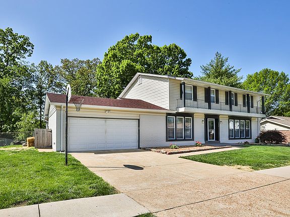 2nd image of 3950 Regalway Dr