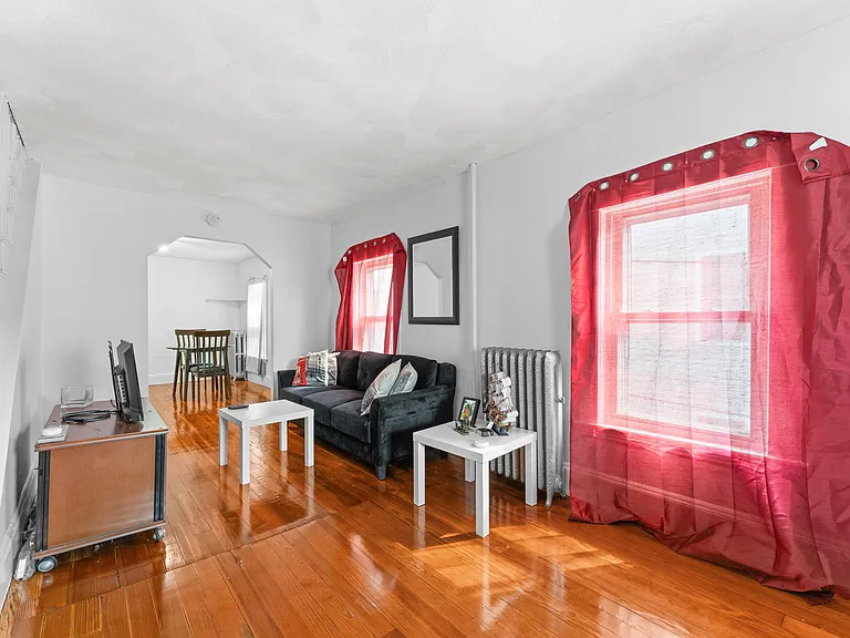 50 Moore St #2R — Photo 14
