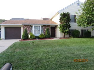 2062 Woodglen Rd, Pottsville, PA 17901