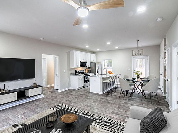 3rd image of 149 Trotter Ln