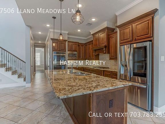2nd image of 27506 Llano Meadows Ln